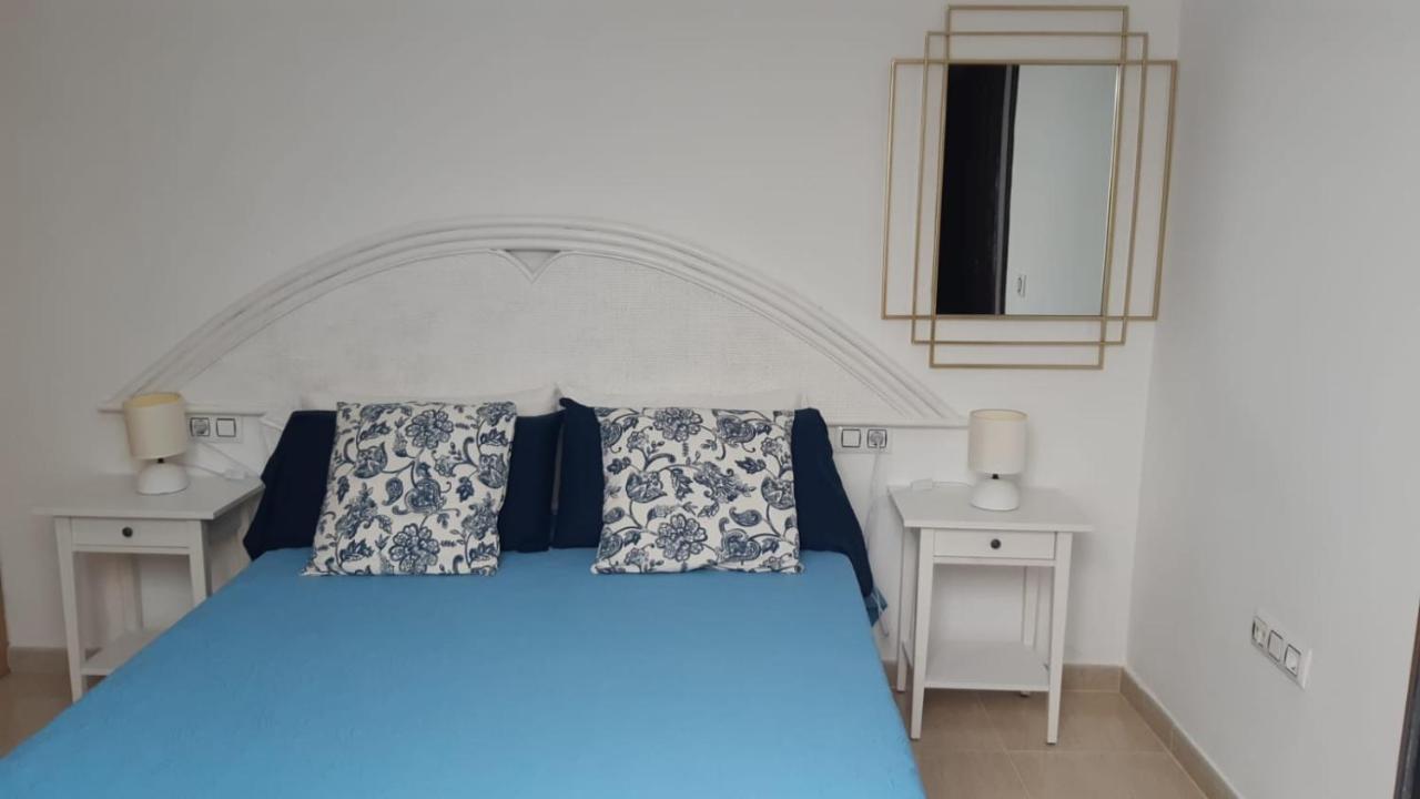 Apartamentos Cotillo Family Екстериор снимка